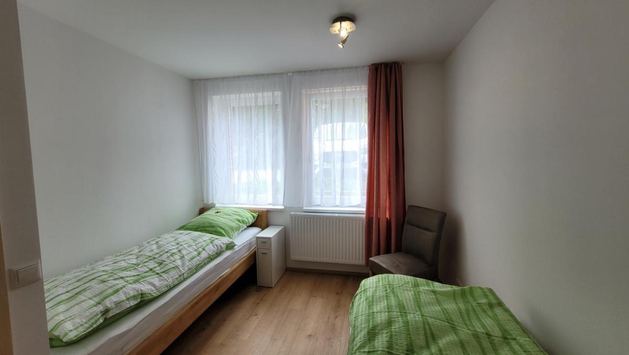 Sachsentraum - Naehe Goeltzschtalbruecke Apartment Reichenbach im Vogtland Exterior photo